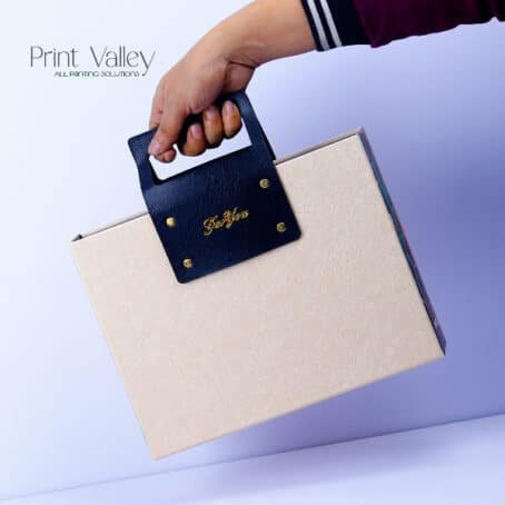 Golden Silk Glitter Box - Image 5